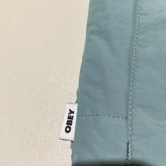 Obey Women’s  Puffer Jacket Dolls Kill Leaf Dion XS Winter Jacket Cabincore - Picture 13 of 15